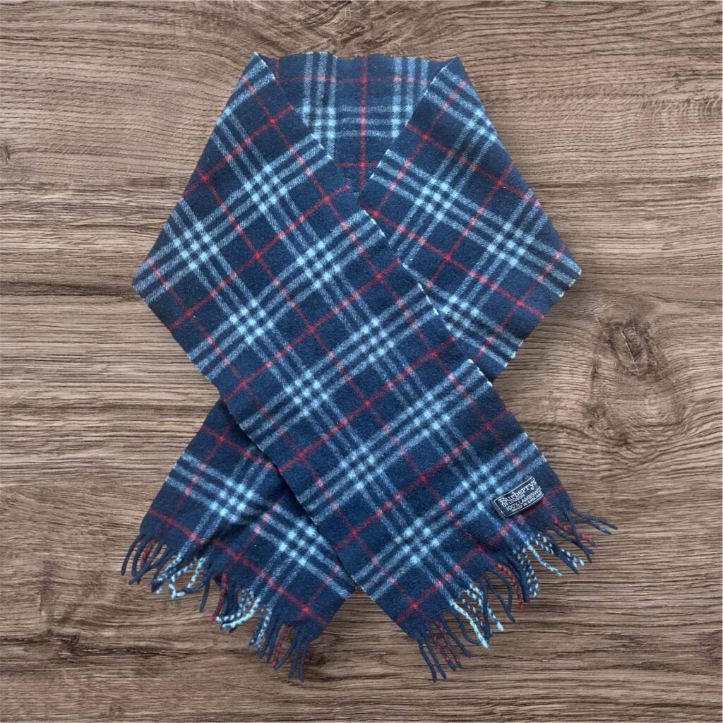 Vintage Burberry’s Check Made in England шал от 100% агнешка вълна