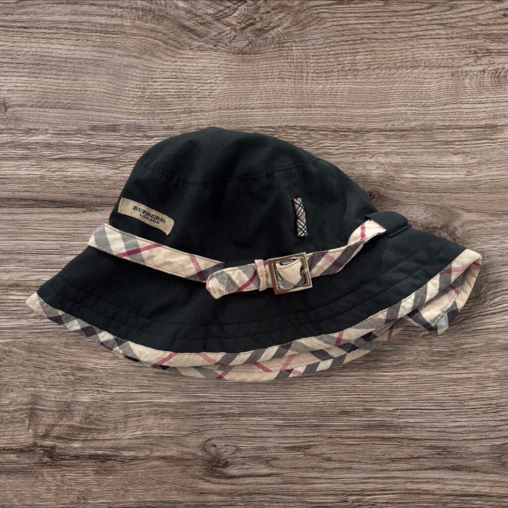 Burberry Vintage Nova Check Bucket Hat шапка